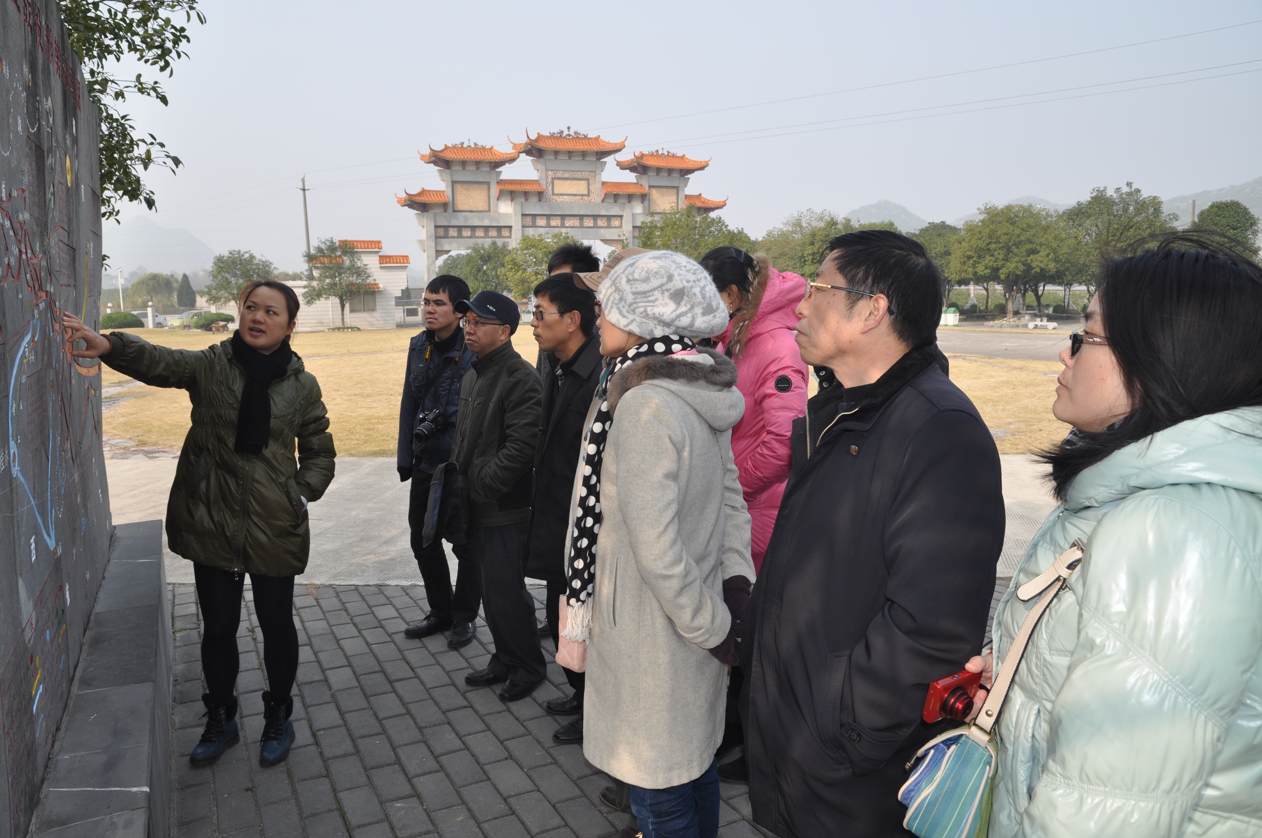 我系教工党支部赴兴安湘江烈士纪念碑园学习参观 我系教工党支部赴兴安湘江烈士纪念碑园学习参观