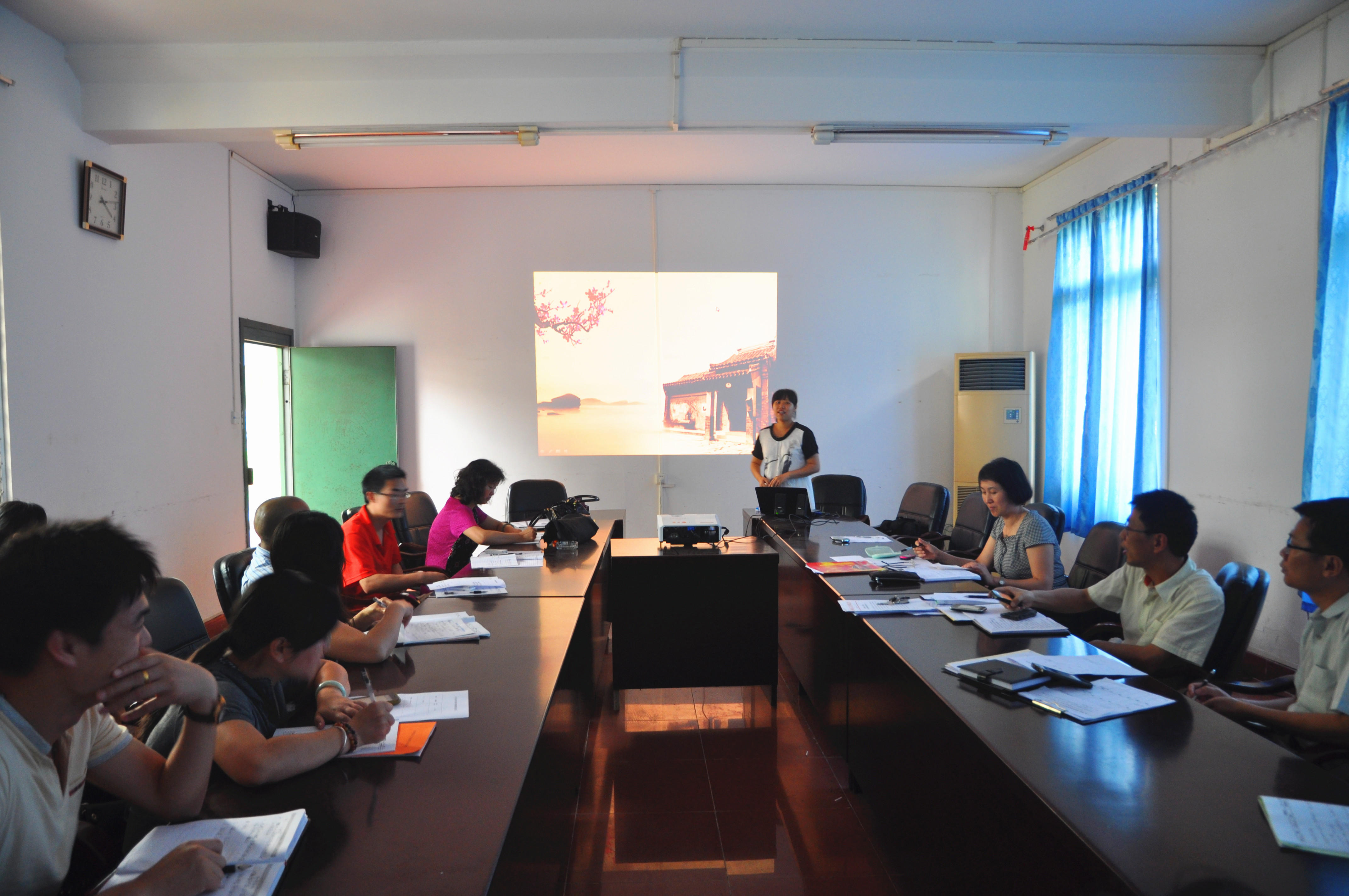 切磋教学技能 展现青年风采——我系首届青年教师教学技能大赛圆满落幕 切磋教学技能 展现青年风采——我系首届青年教师教学技能大赛圆满落幕