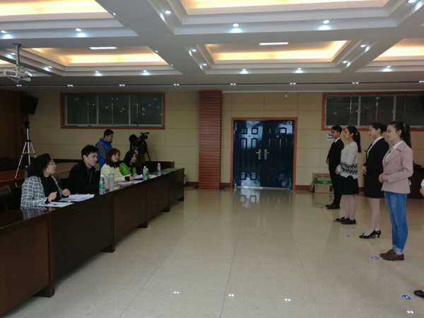 我校2016年空中乘务专业面试工作圆满完成